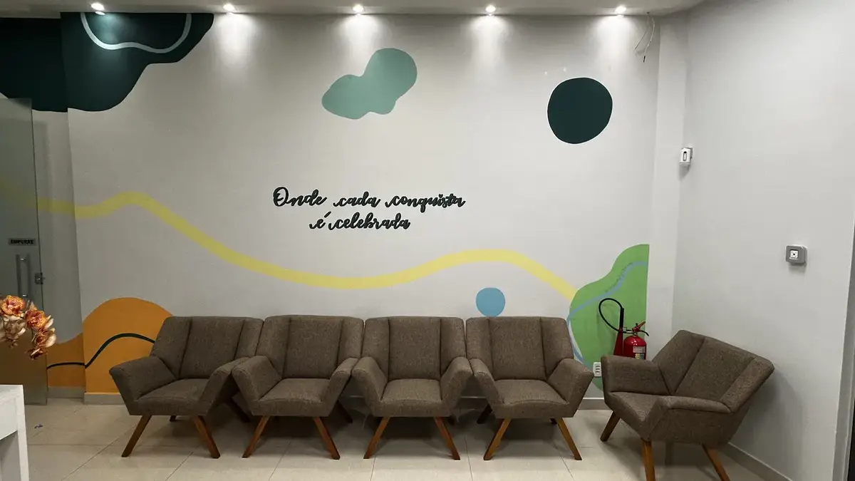 Área de espera da Clínica Alegrare