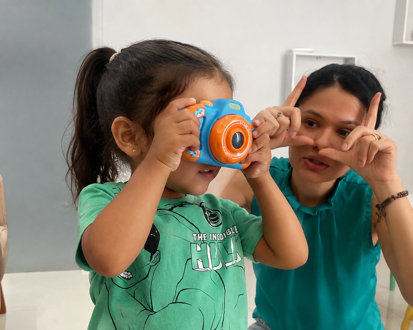 Atendimento infantil na Clínica Alegrare em Goiânia
